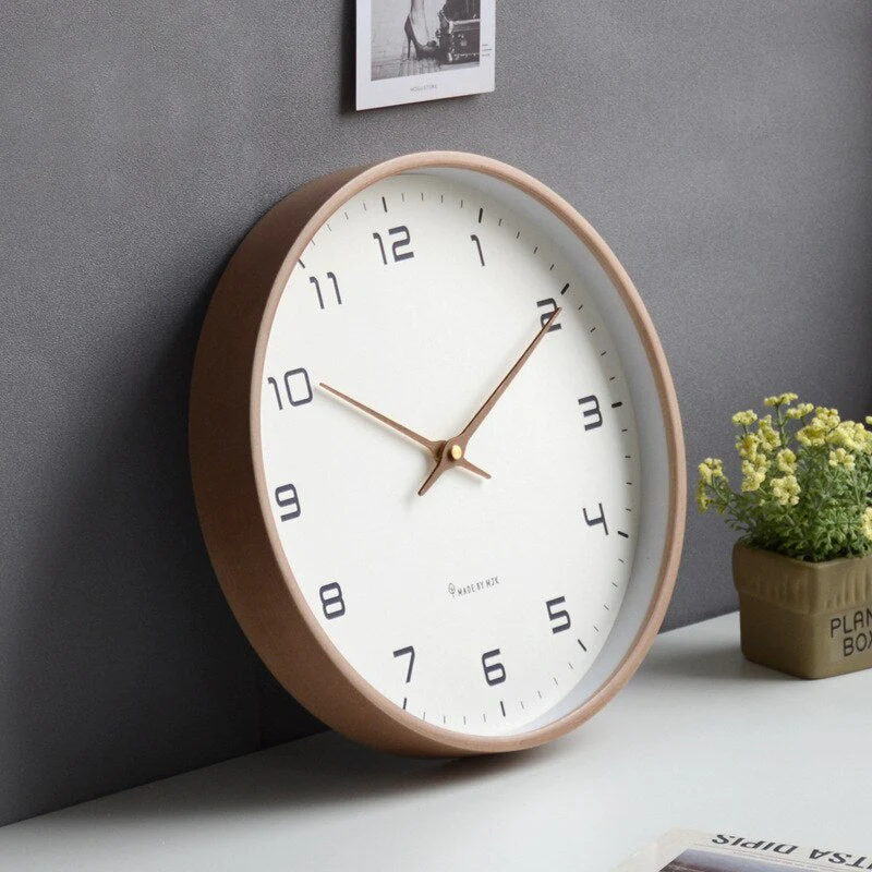 Stilvolle skandinavische Holz-Wanduhr - Image 2
